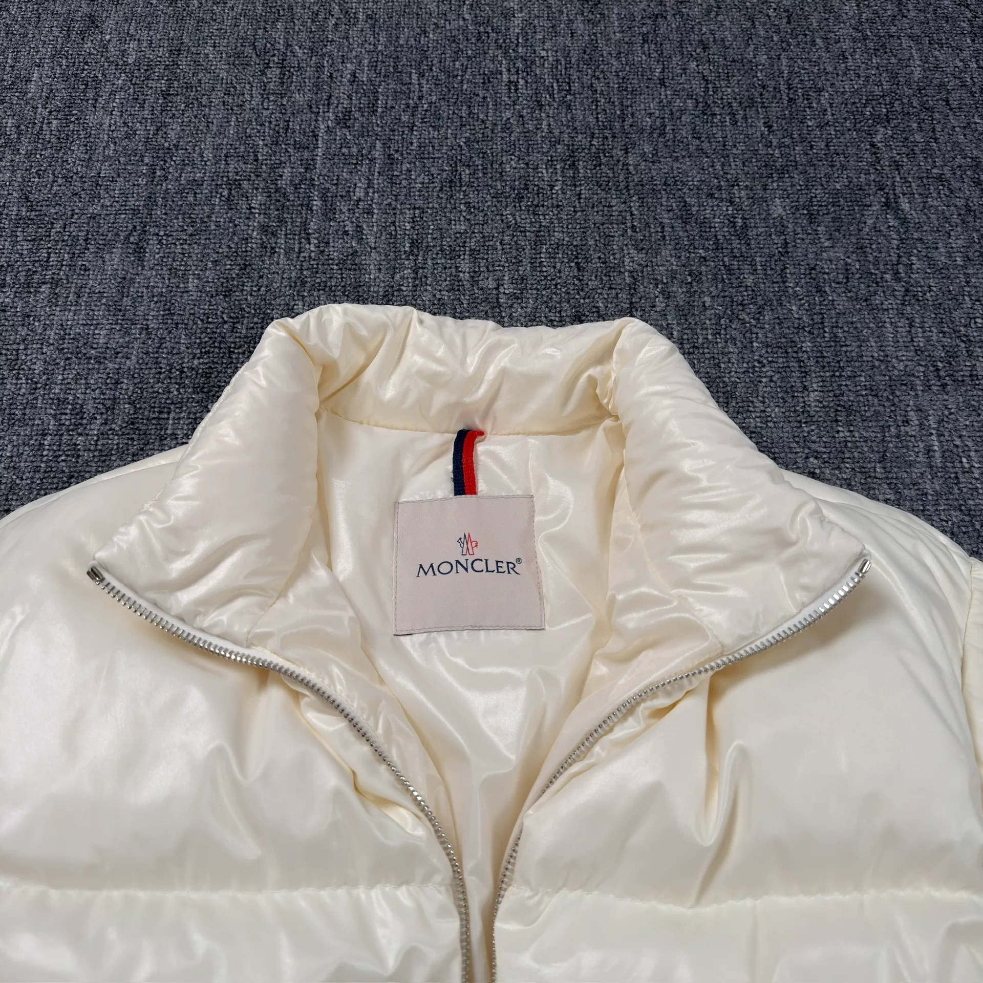 Moncler White Logo Short Puffer Jacket — front