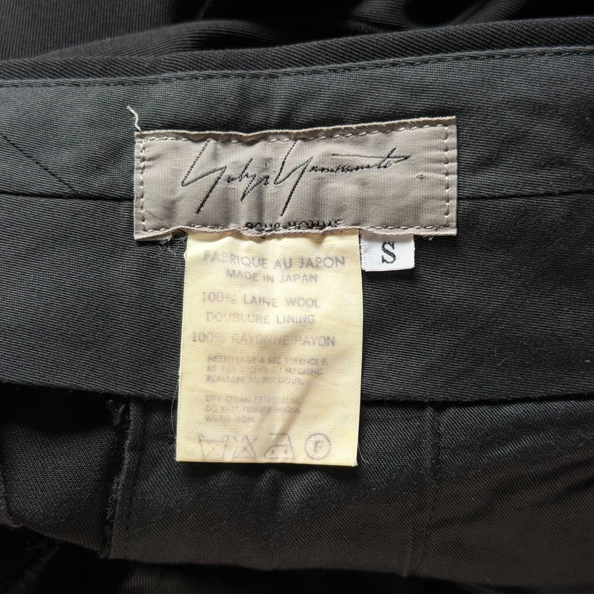 Yohji Yamamoto 91AW Four-Pleat Wool Trousers — label