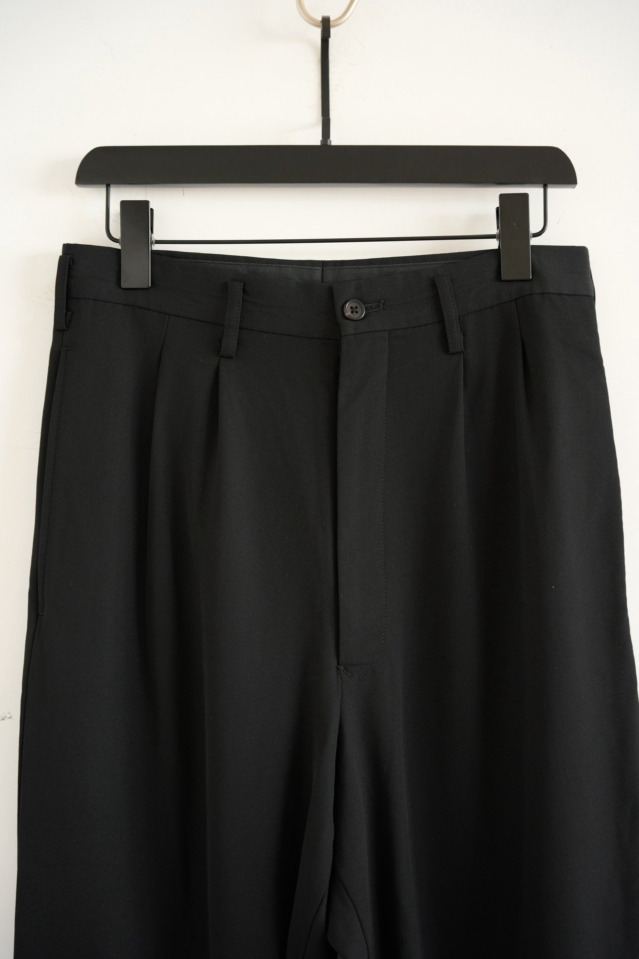 Yohji Yamamoto 91AW Four-Pleat Wool Trousers — detail