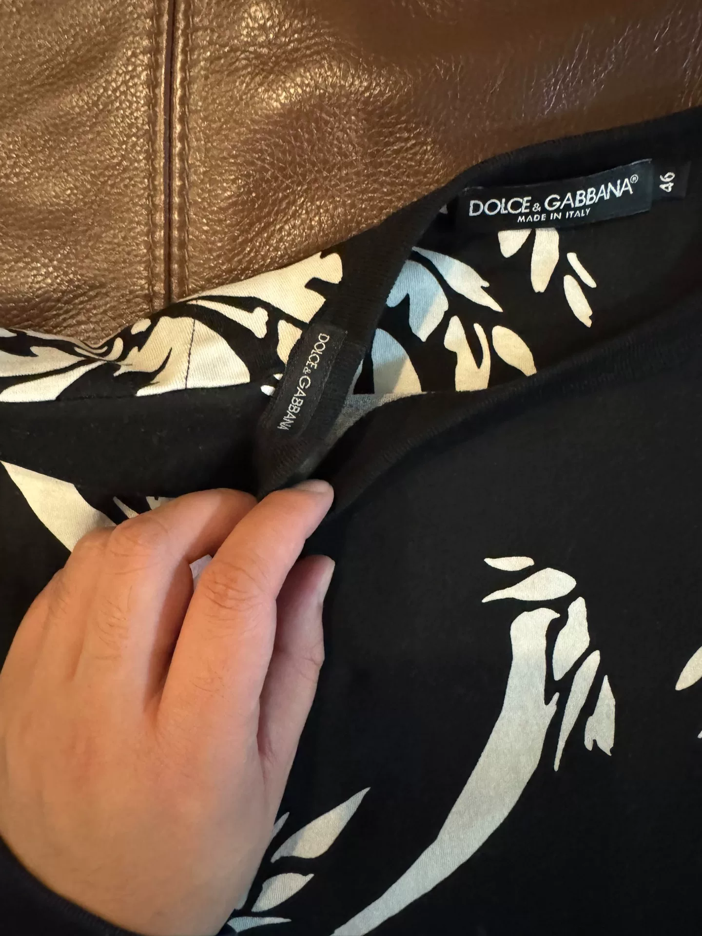 Dolce&Gabbana Black Palm Tree T-Shirt — detail