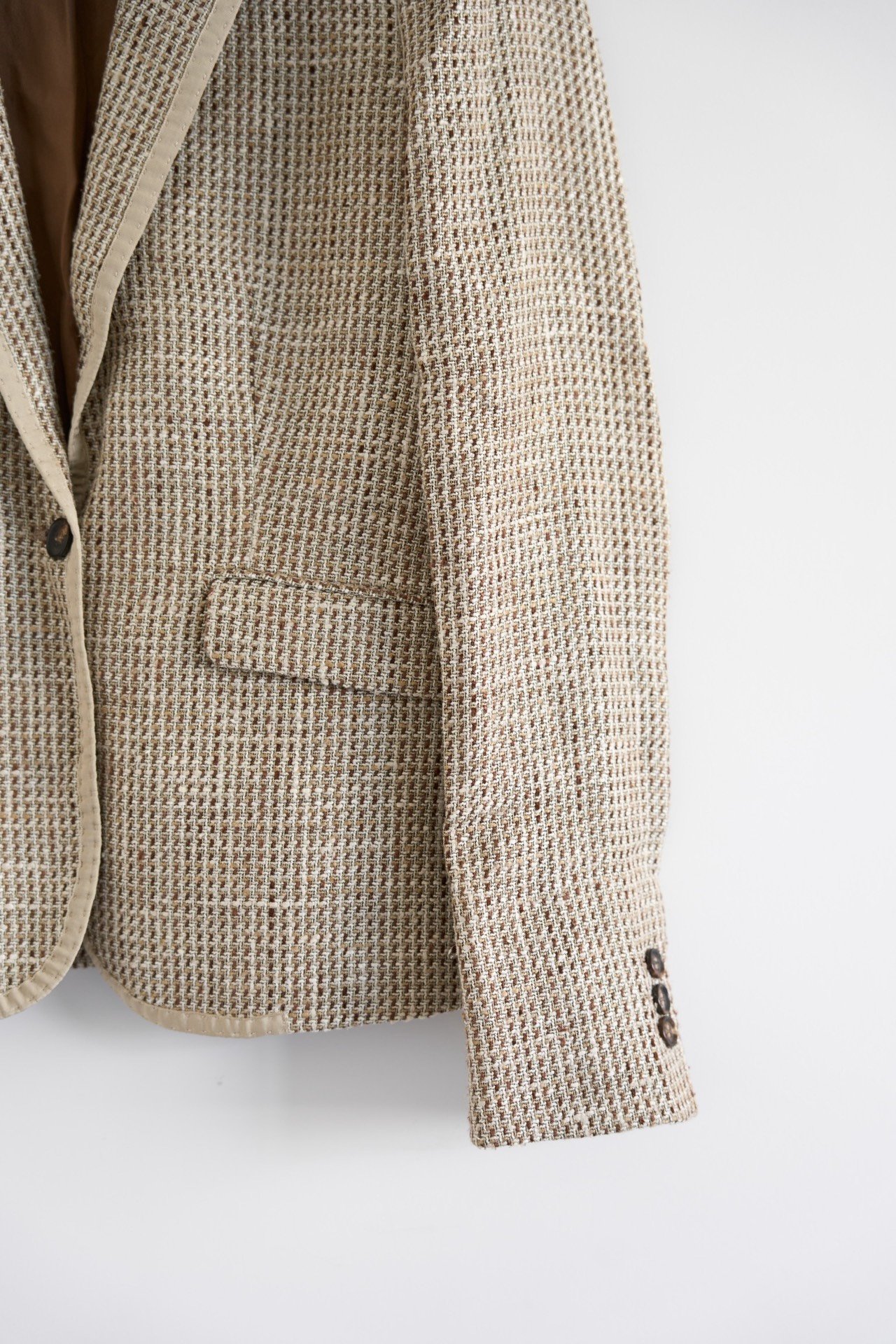 Loro Piana Oatmeal Tweed Blazer — detail