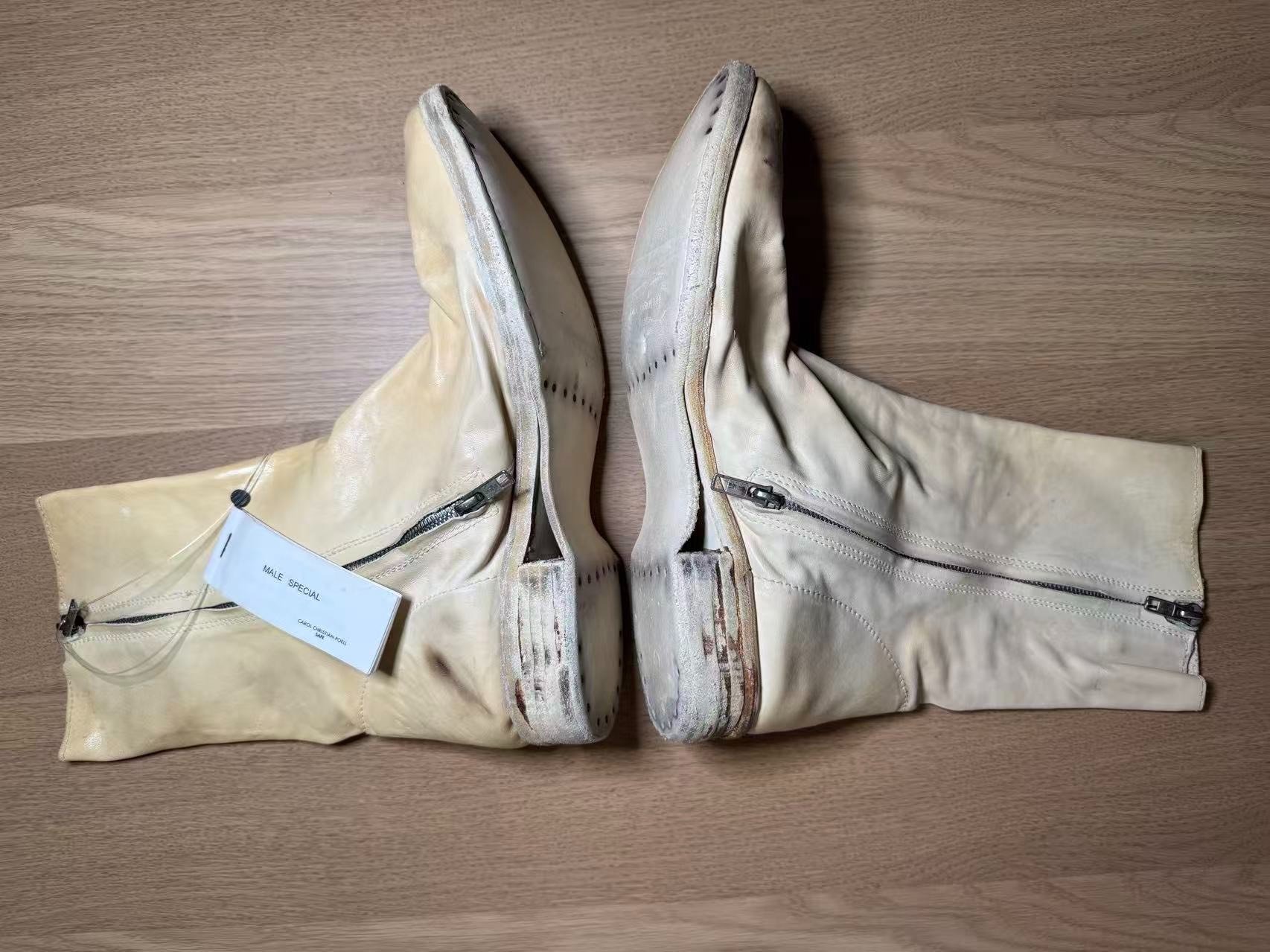 CCP Seamless Beige Leather Boots — detail