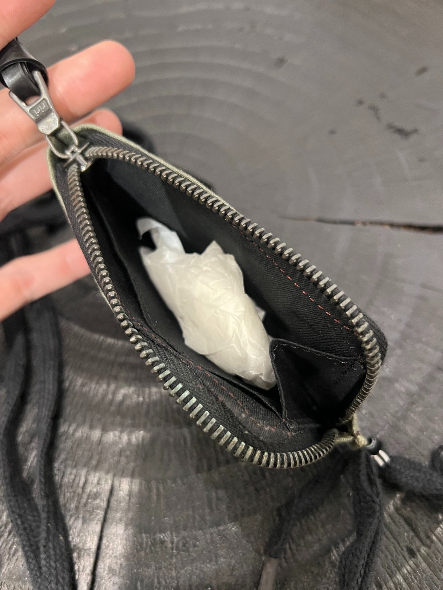 Boris Bidjan Saberi 11by BBS Small Coin Purse — label