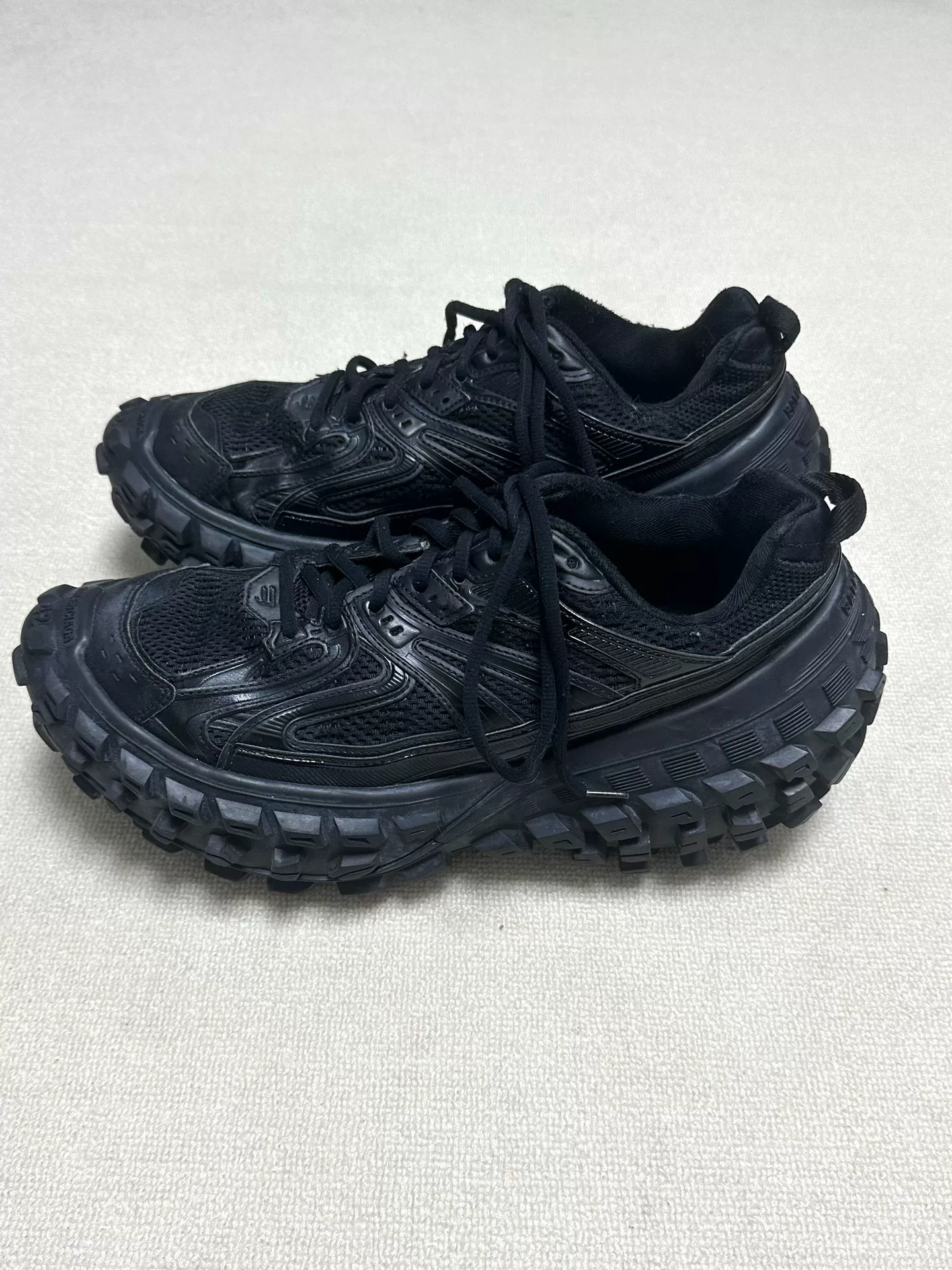Balenciaga Defender Low-Top Sneakers