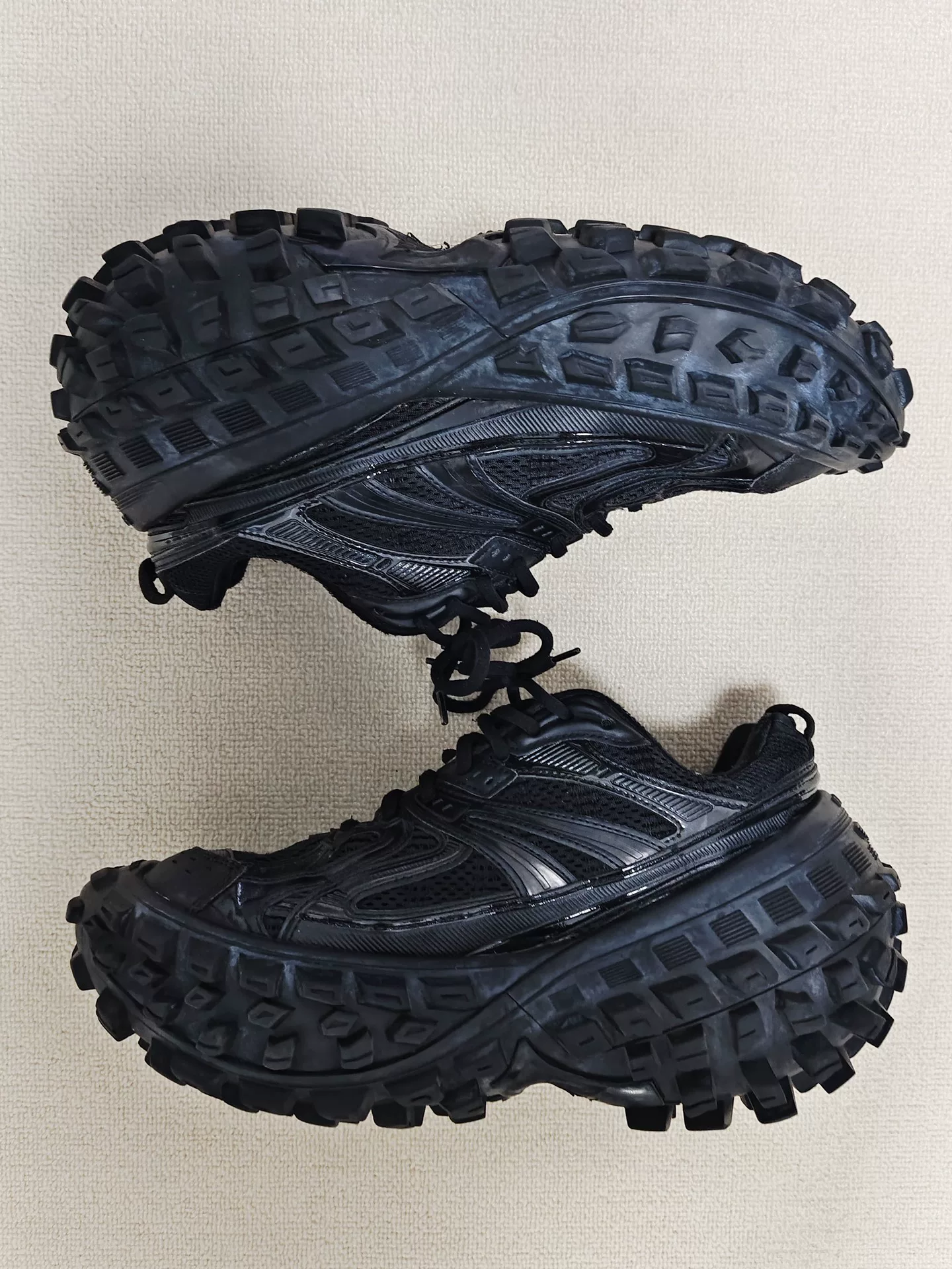 Balenciaga Defender Low-Top Sneakers — label