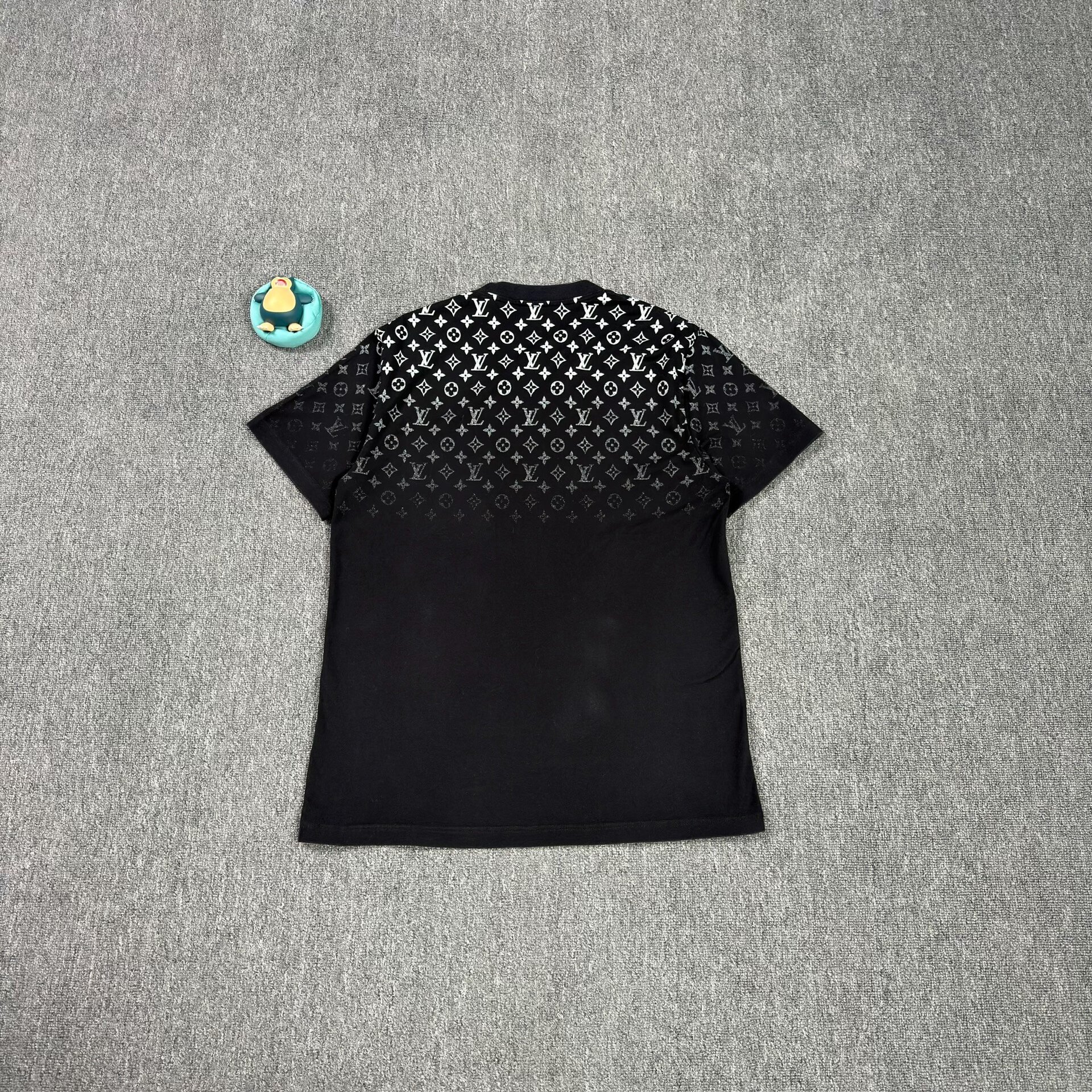 Louis Vuitton Gradient Monogram Black Shirt — front