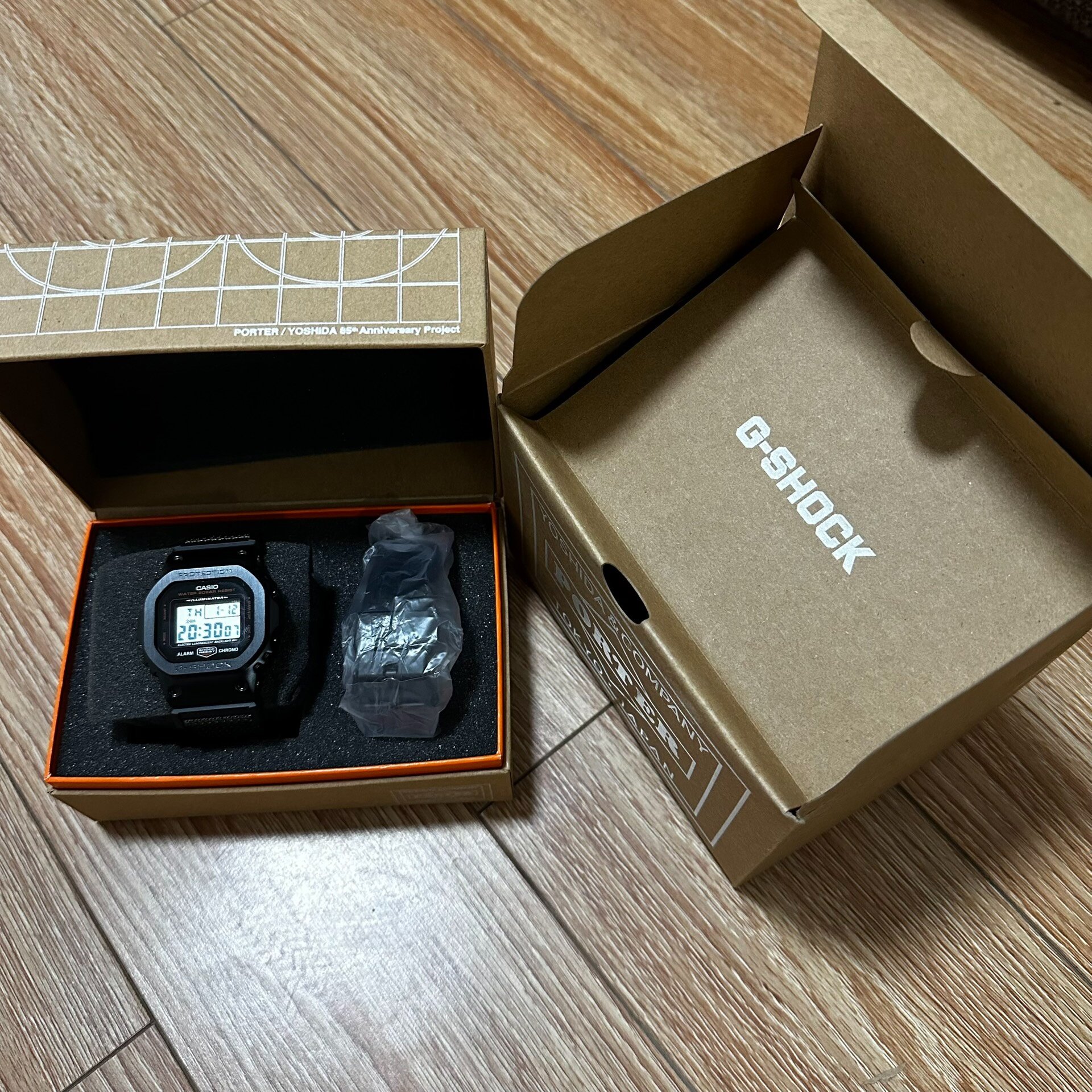 Casio G-Shock Porter 85th Anniversary Limited — detail