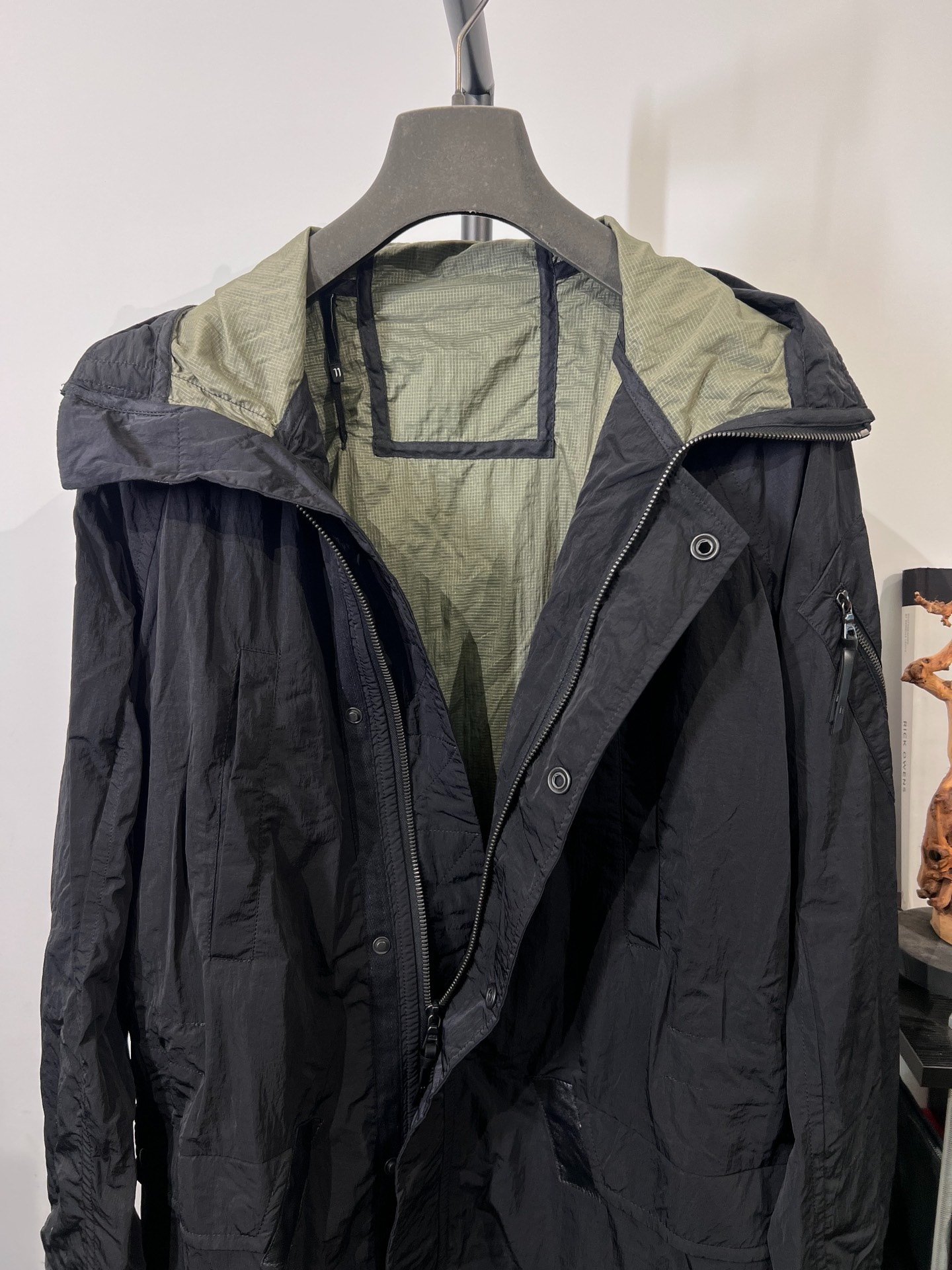 Boris Bidjan Saberi 11by bbs J4 Nylon Coat — label