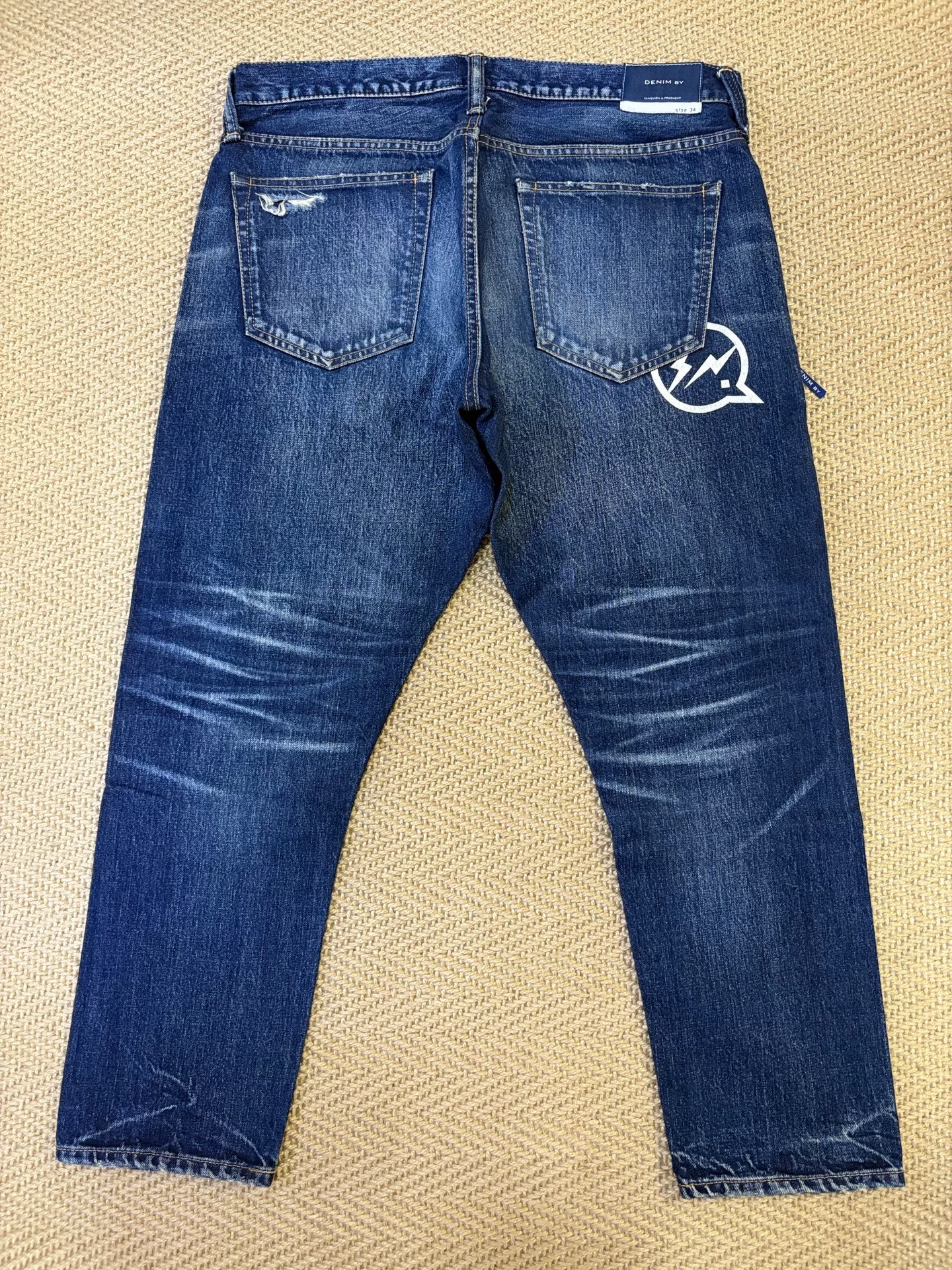 Vanquish & Fragment Washed Knife-Cut Cropped Jeans — front