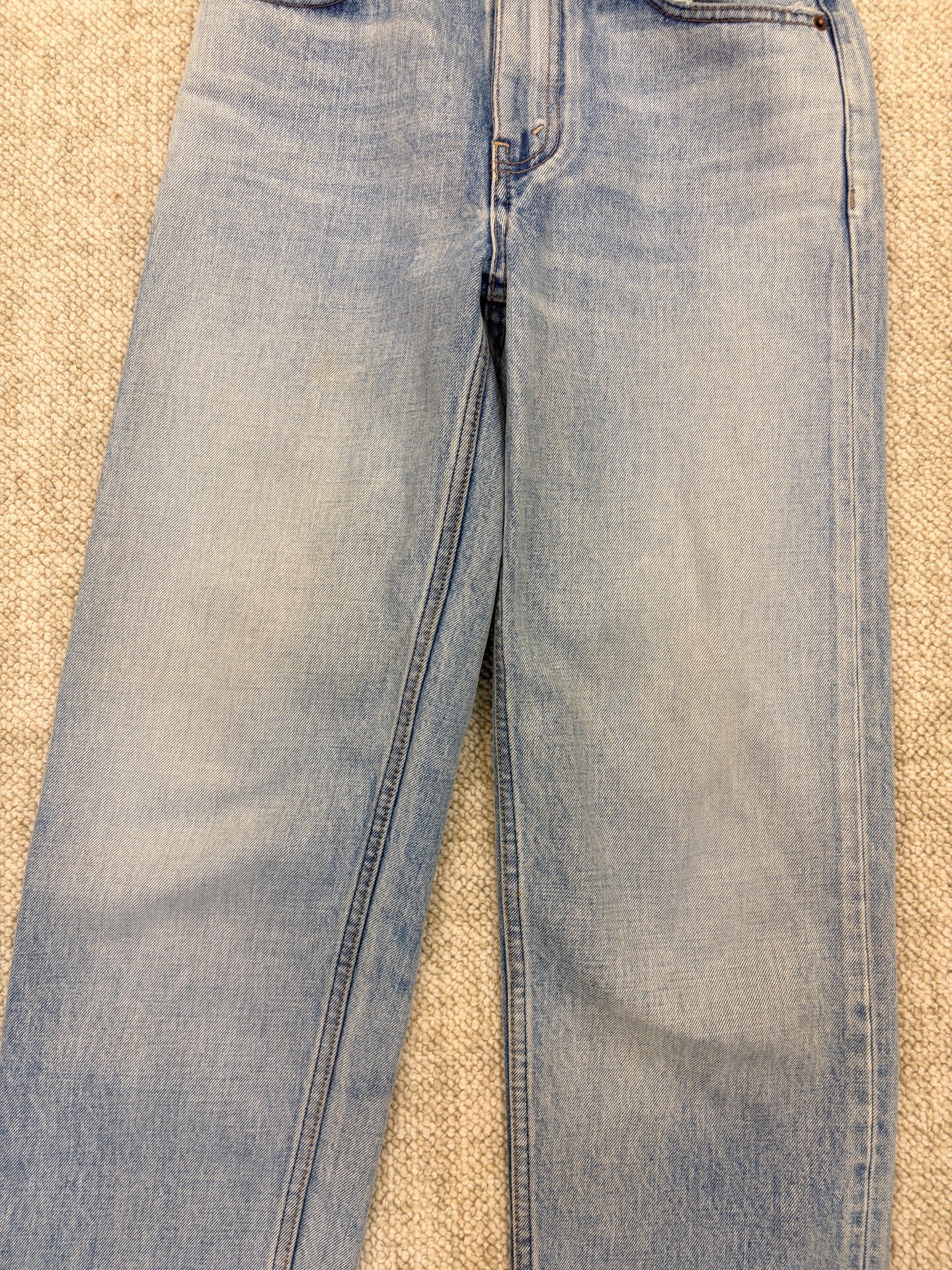 Celine 21ss Margaret Light Blue Jeans — detail