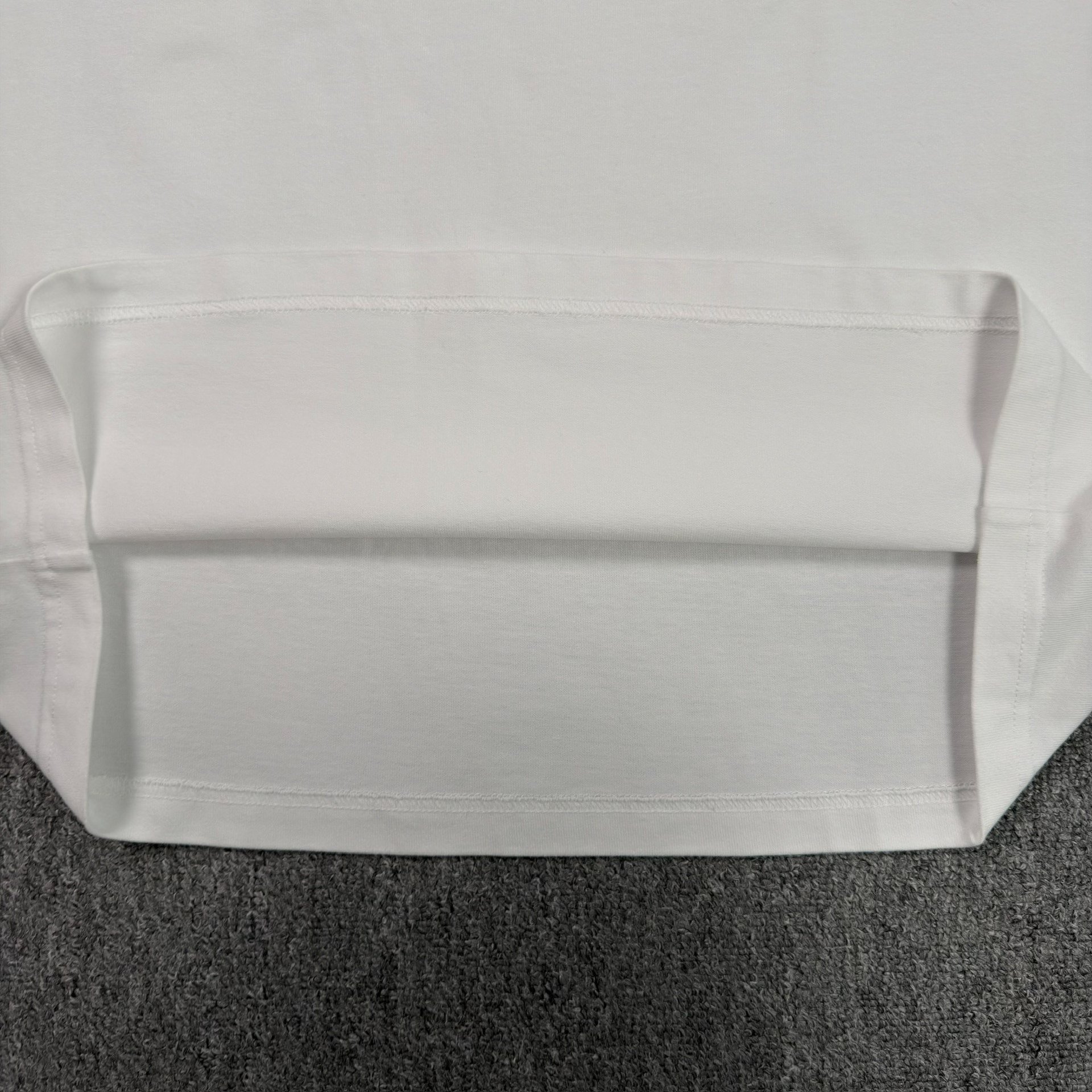 Dior Embossed Logo White Short-Sleeve Shirt — label