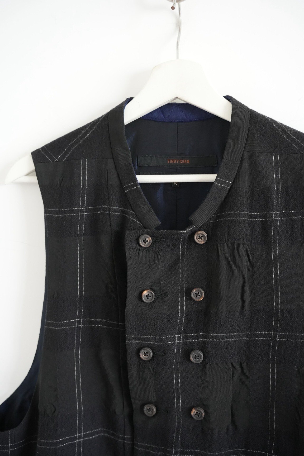 Ziggy Chen 20aw Asymmetric Plaid Vest — back