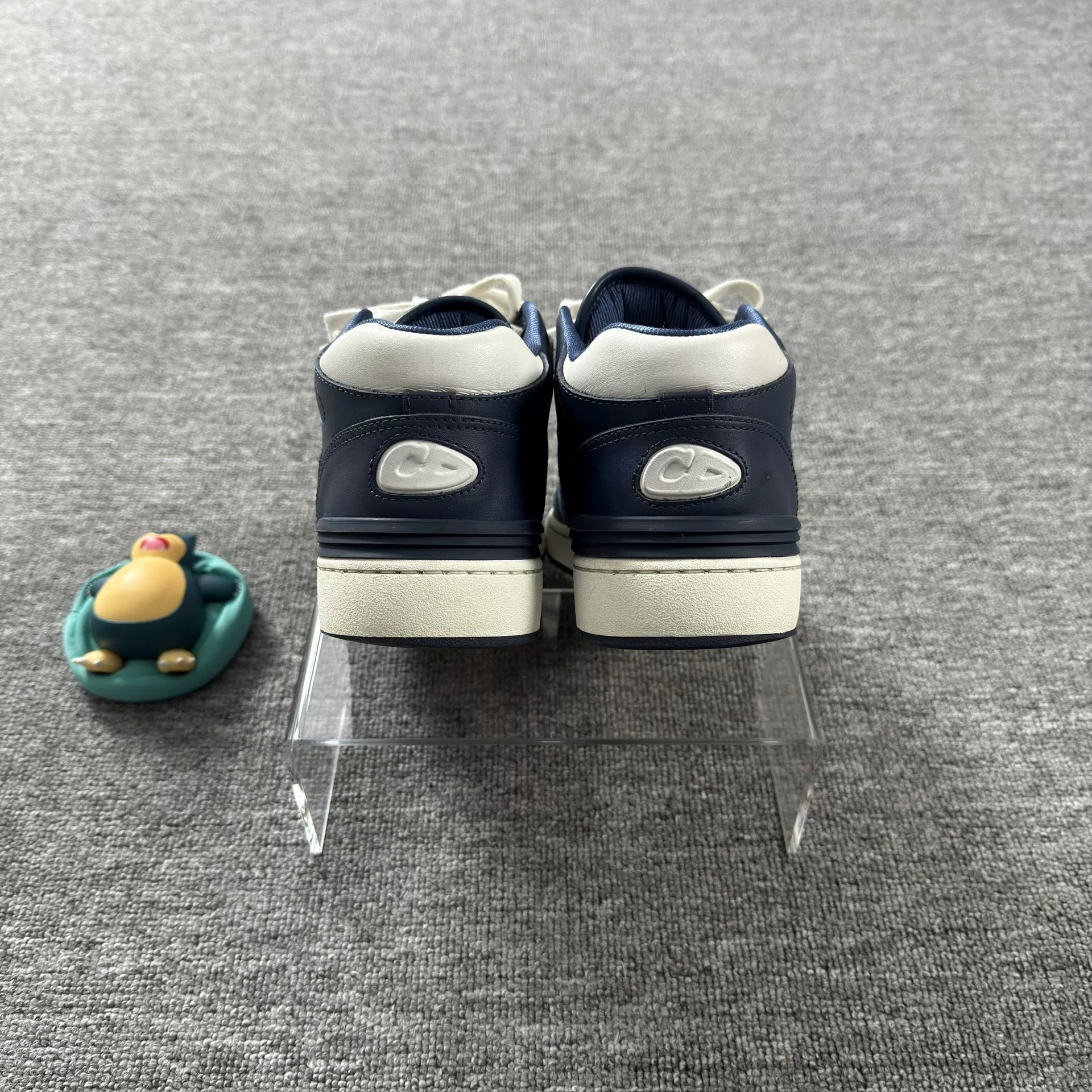 Dior B57 White Blue High-Top Casual Shoes — detail