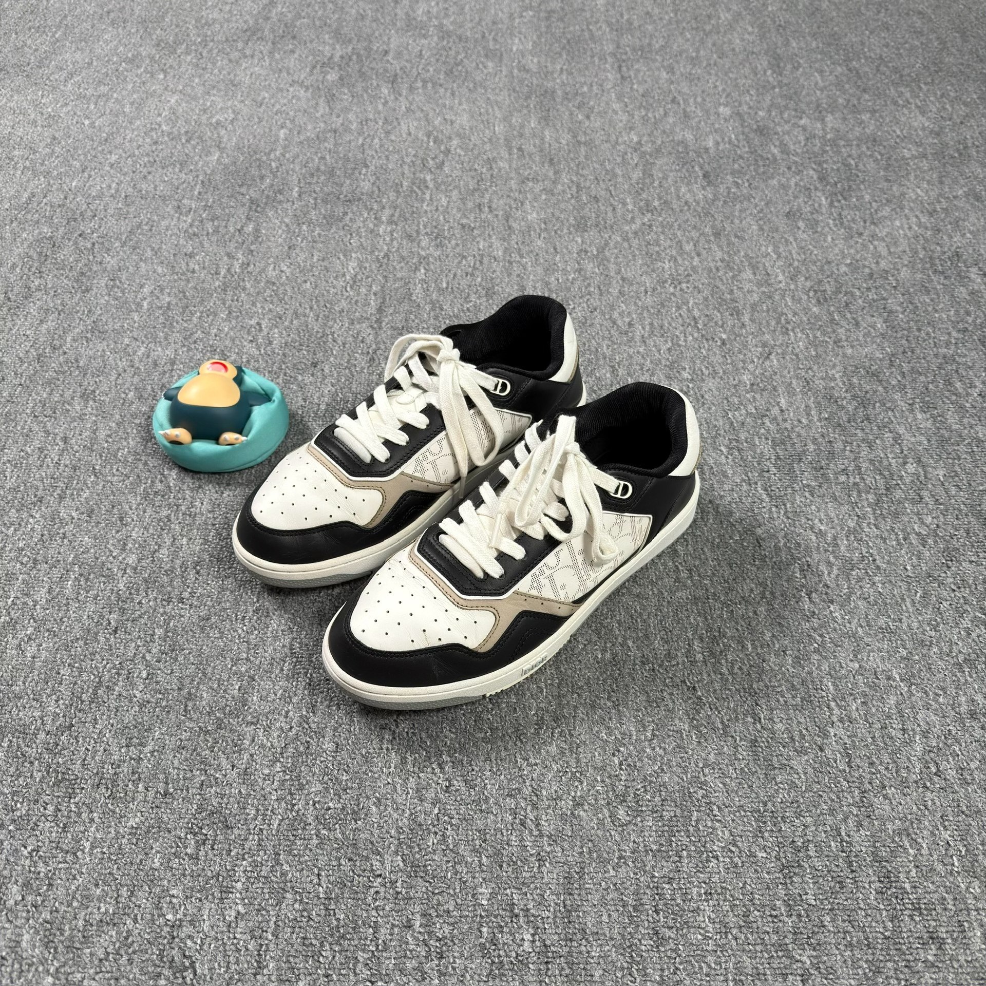 Dior B27 Black White Sneakers
