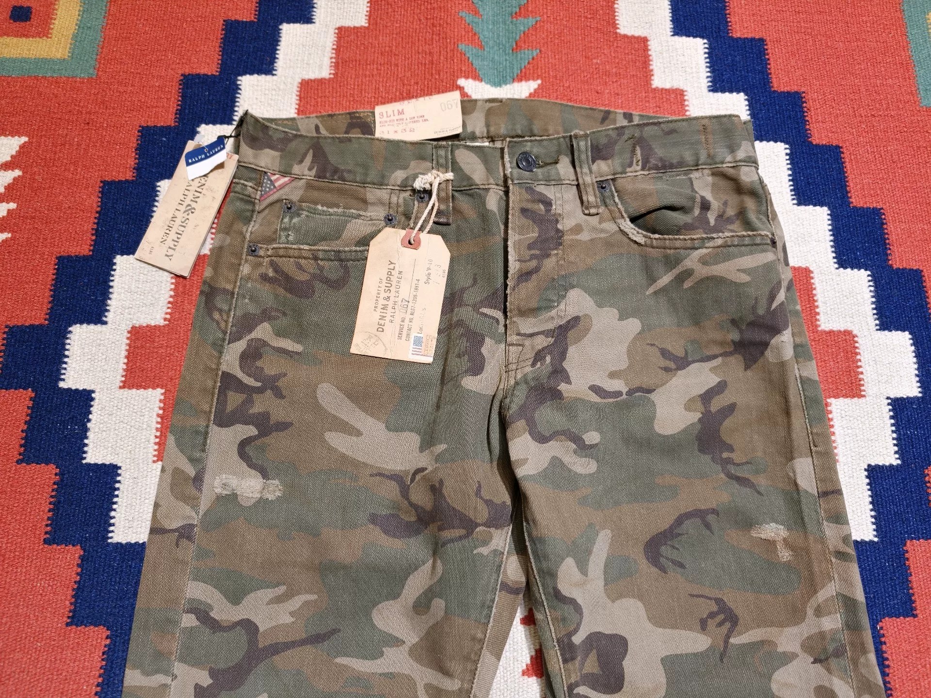 Polo Ralph Lauren Distressed Camo Cargo Pants — detail